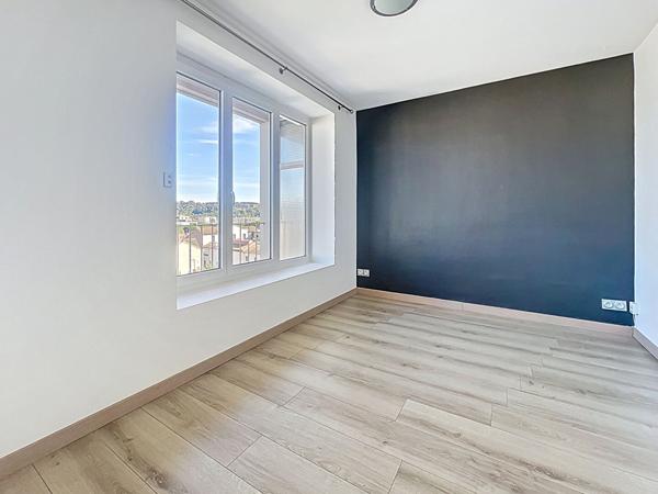 Charmant T3, vue panoramique, secteur Victor Hugo/Danton