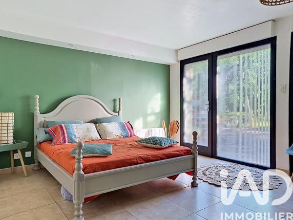 Maison à vendre 10 pièces 220 m² Lalbenque