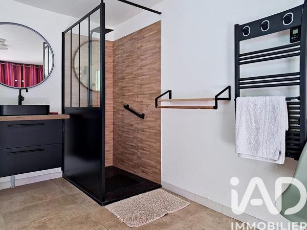Maison à vendre 10 pièces 220 m² Lalbenque