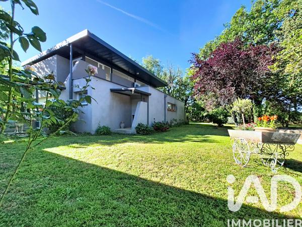 Maison à vendre 10 pièces 220 m² Lalbenque