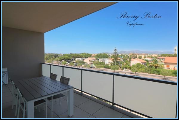 Appartement à vendre 3 pièces FREJUS (83)