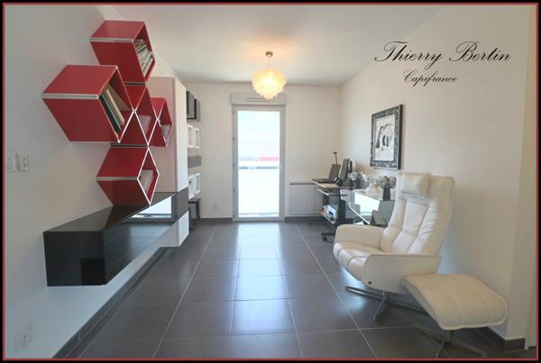 Appartement à vendre 3 pièces FREJUS (83)