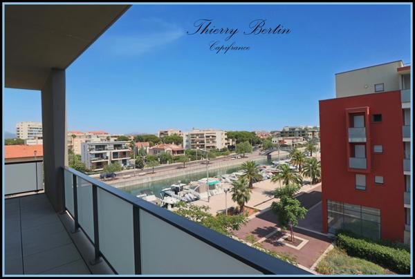 Appartement à vendre 3 pièces FREJUS (83)