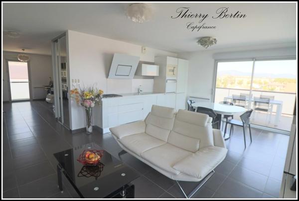 Appartement à vendre 3 pièces FREJUS (83)