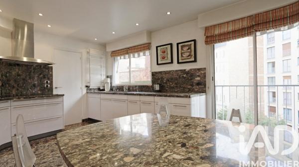 Appartement à vendre 4 pièces 132 m² Paris 16