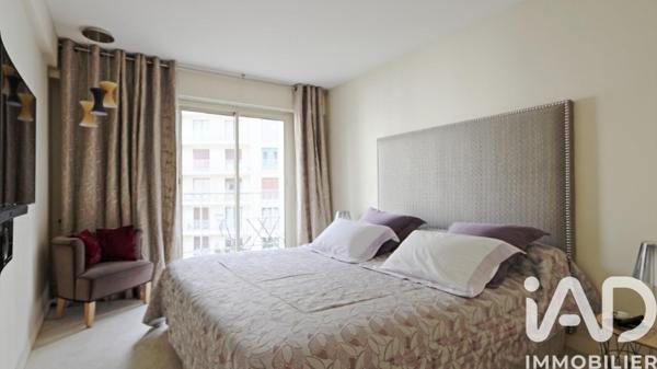 Appartement à vendre 4 pièces 132 m² Paris 16