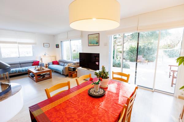 Saint-Georges-d'Orques (34680) Villa familiale avec piscine