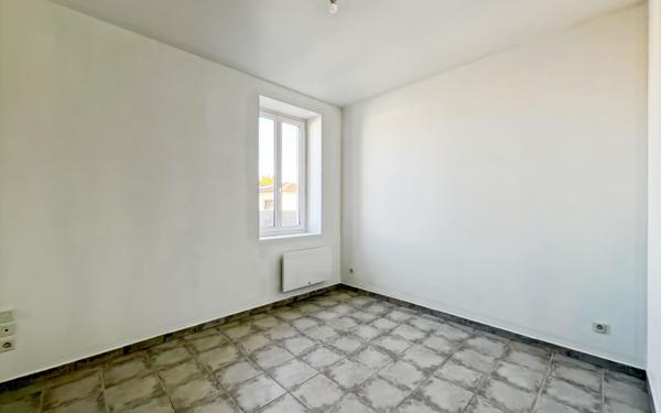 Appartement à vendre    4 pièces • 77,87 m2 Livron-sur-Drôme