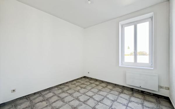 Appartement à vendre    4 pièces • 77,87 m2 Livron-sur-Drôme