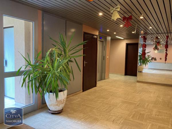 Appartement à louer 4 pièces 92.72m²