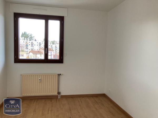 Appartement à louer 4 pièces 92.72m²