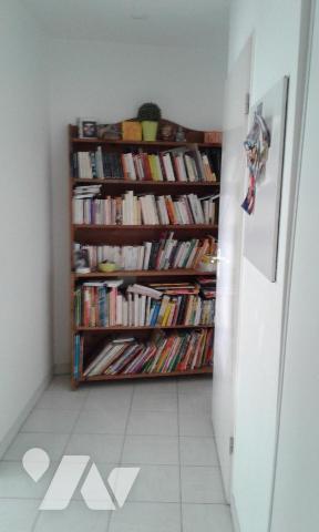 APPARTEMENT EDIFIE EN 2003 PARKING PRIVE