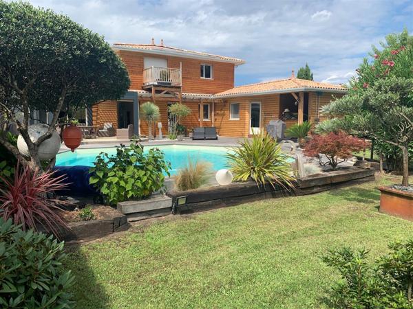 GUJAN-MESTRAS MAISON 200M2 PISCINE AU CALME