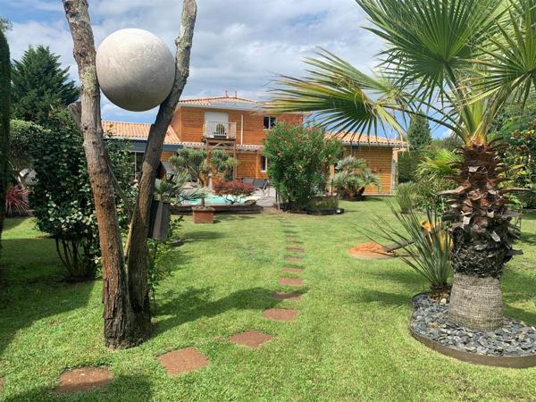 GUJAN-MESTRAS MAISON 200M2 PISCINE AU CALME