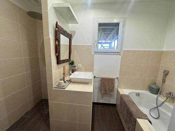 GUJAN-MESTRAS MAISON 200M2 PISCINE AU CALME