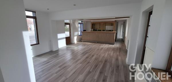 Commerce avec licence IV et habitation