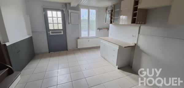 Commerce avec licence IV et habitation