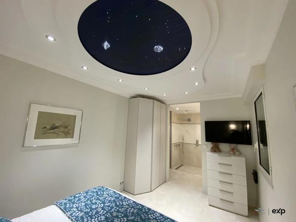 BIEN DE LUXE UNIQUE À LA ROCHELLE