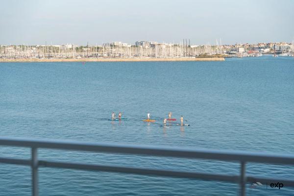 BIEN DE LUXE UNIQUE À LA ROCHELLE
