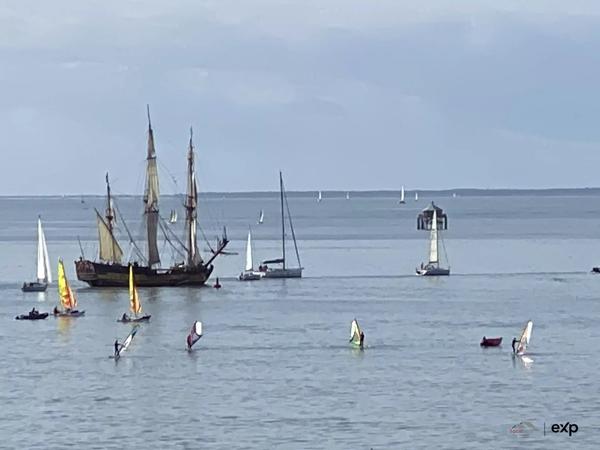 BIEN DE LUXE UNIQUE À LA ROCHELLE