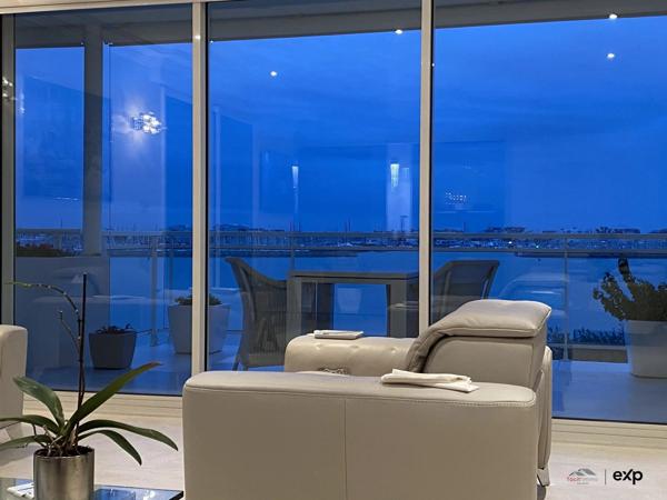 BIEN DE LUXE UNIQUE À LA ROCHELLE