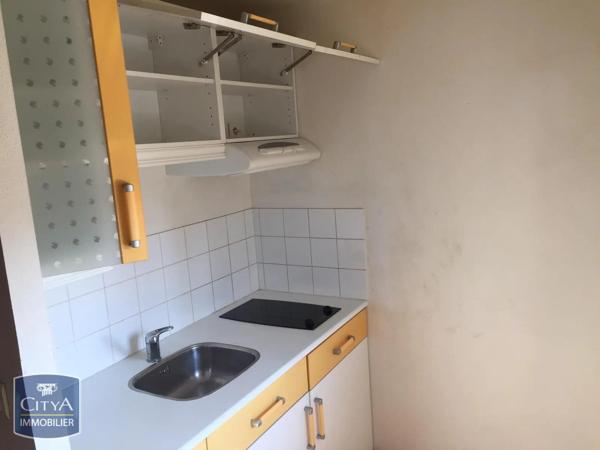 Appartement à louer 2 pièces 48.43m² Montignac-Lascaux (24290)