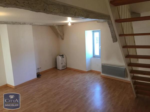 Appartement à louer 2 pièces 48.43m² Montignac-Lascaux (24290)