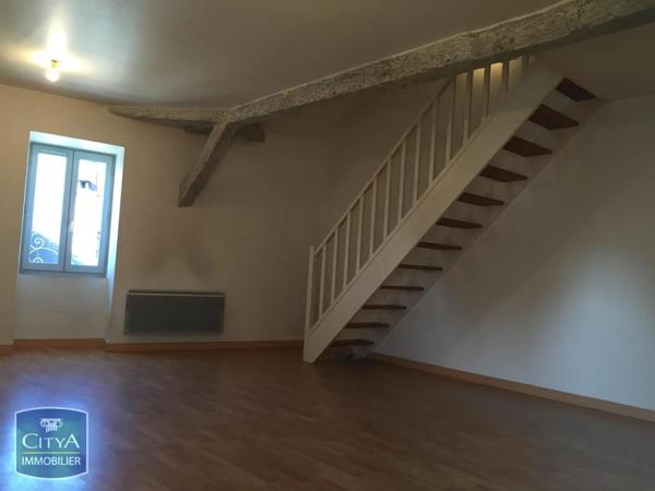 Appartement à louer 2 pièces 48.43m² Montignac-Lascaux (24290)