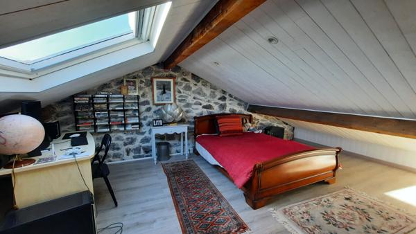 Maison Clermont Ferrand  avec jardin, terrasse et carport