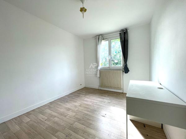 Maison à vendre à Conflans-Sainte-Honorine - Référence 7091 €385 000 ** - Référence 7637