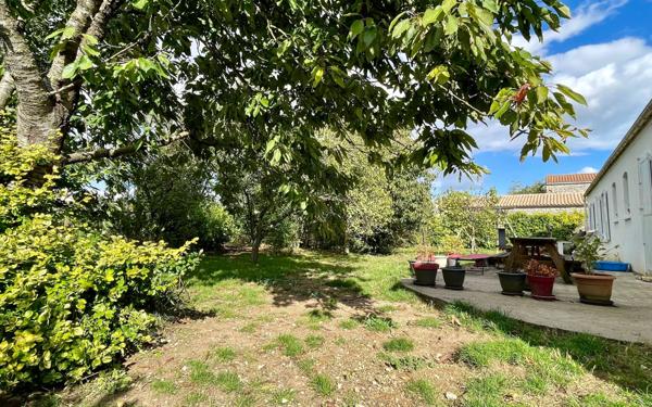 Maison à vendre    5 pièces •  Thairé