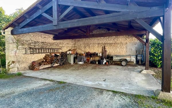 Maison à vendre    5 pièces •  Thairé