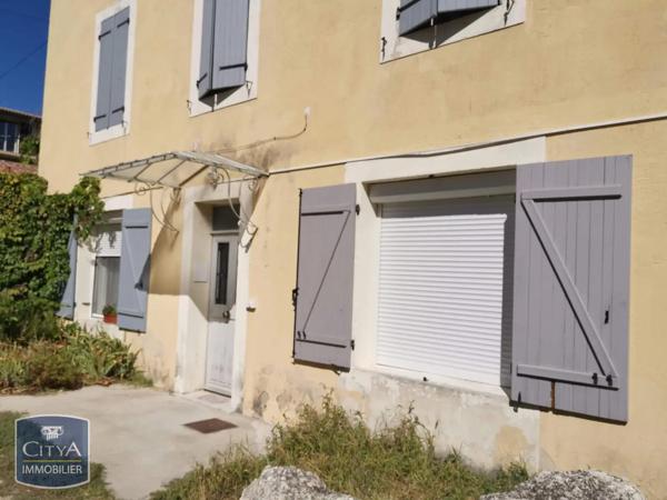 Appartement à louer 1 pièce 20.66m² L'Isle-sur-la-Sorgue (84800)