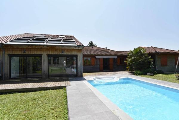 Vente / Maison T6+ à Riom (63200)