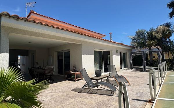 Maison à vendre    5 pièces •  Claira