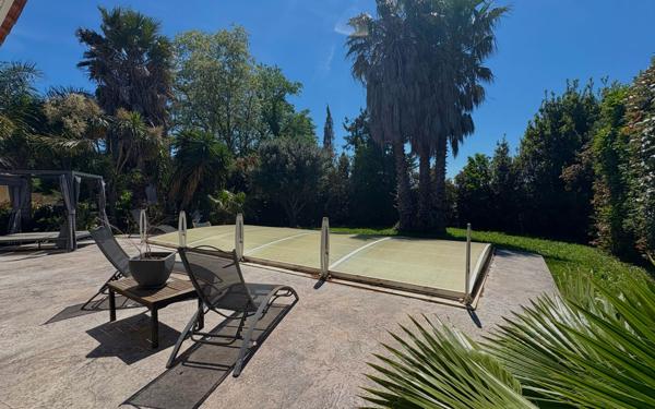 Maison à vendre    5 pièces •  Claira