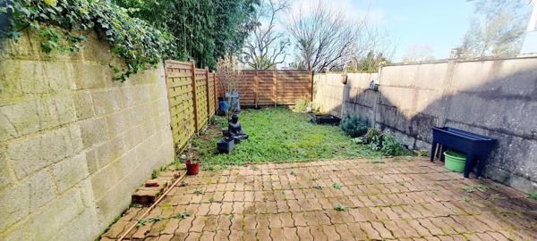 Maison  de. ville ,2 chambres avec extérieur