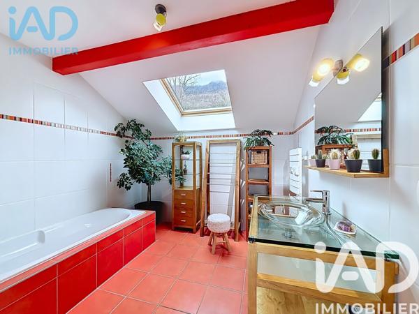Maison à vendre 5 pièces 195 m² Collonges