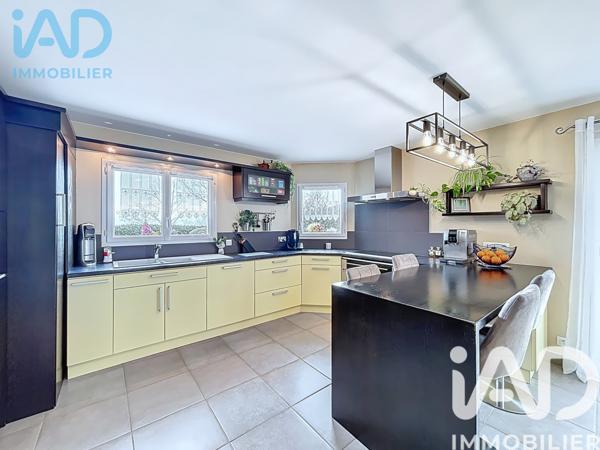 Maison à vendre 5 pièces 195 m² Collonges