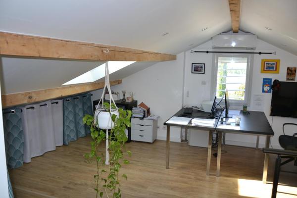 Maison entièrement rénovée avec jardin, grande terrasse et 4 chambres possibles à Cambon d'Albi