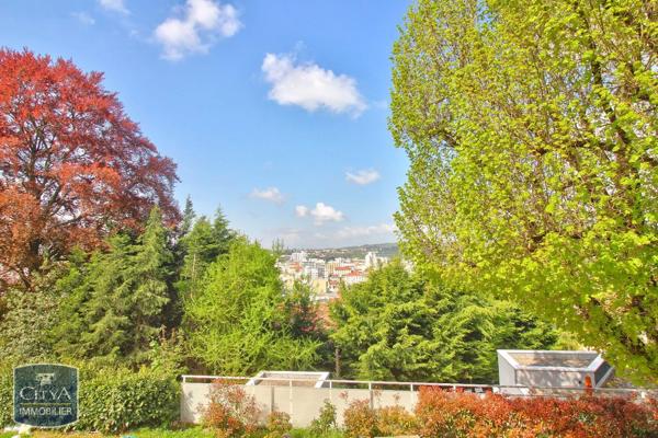 Appartement à louer 4 pièces 87.38m² Saint-Étienne (42100)