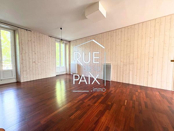 79200 PARTHENAY Immeuble Parthenay - 178.15 m2