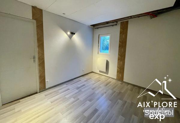 Belle maison individuelle avec sous-sol complet – Piscine – Terrain 1 169 m² – Hautecourt-Romanèche (01250)