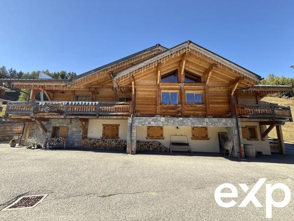 Chalet 466m² – 8 chambres à  la Plagne 1800