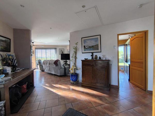 Maison de plain-pied Forges Les Eaux 6 pièce(s) 148 m2