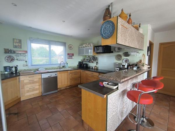 Maison de plain-pied Forges Les Eaux 6 pièce(s) 148 m2