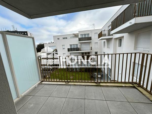 Location Appartement 2 pièces 47.2 m² - RESIDENCE PATIO HERMINE La Roche S/ Yon 85000