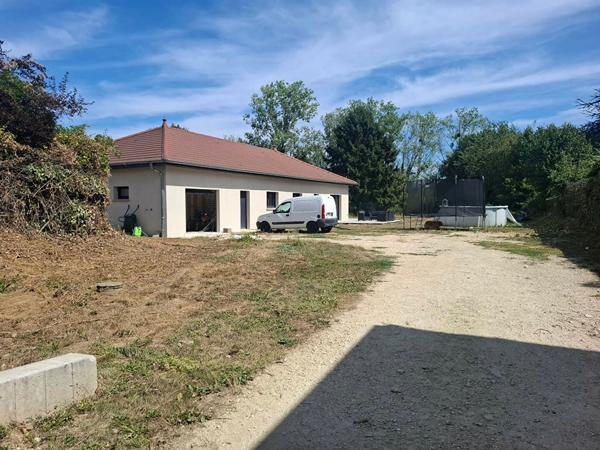 Villa plain-pied RT 2012 - Calme et Confort