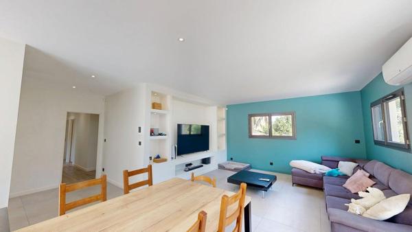 Villa plain-pied RT 2012 - Calme et Confort