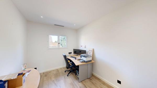 Villa plain-pied RT 2012 - Calme et Confort